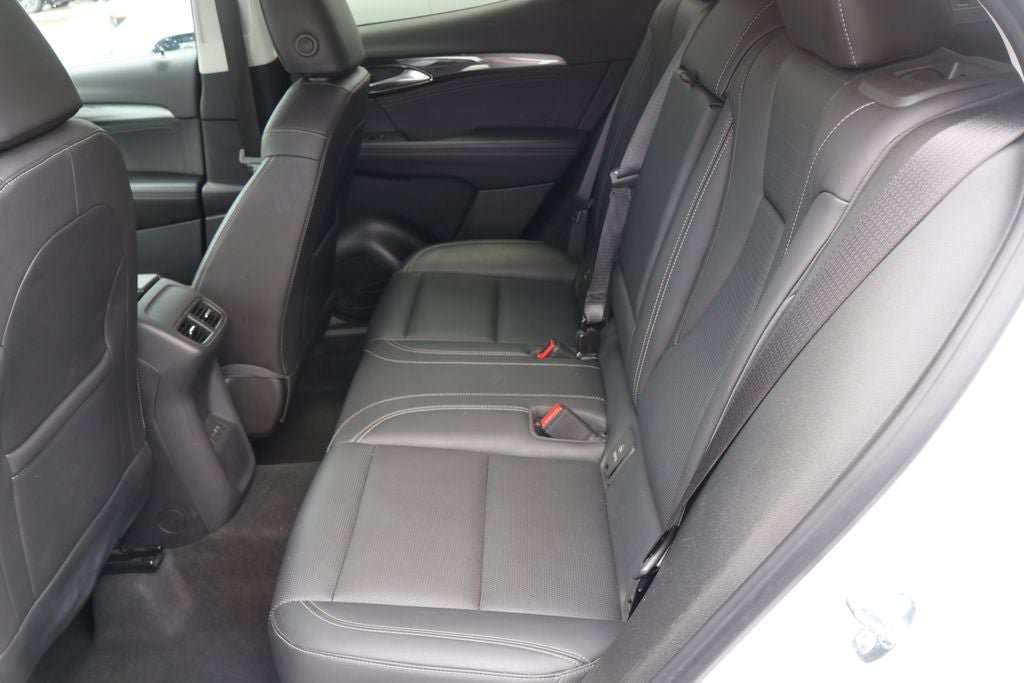 Used 2024 Buick Envision Preferred AWD/4WD image 10