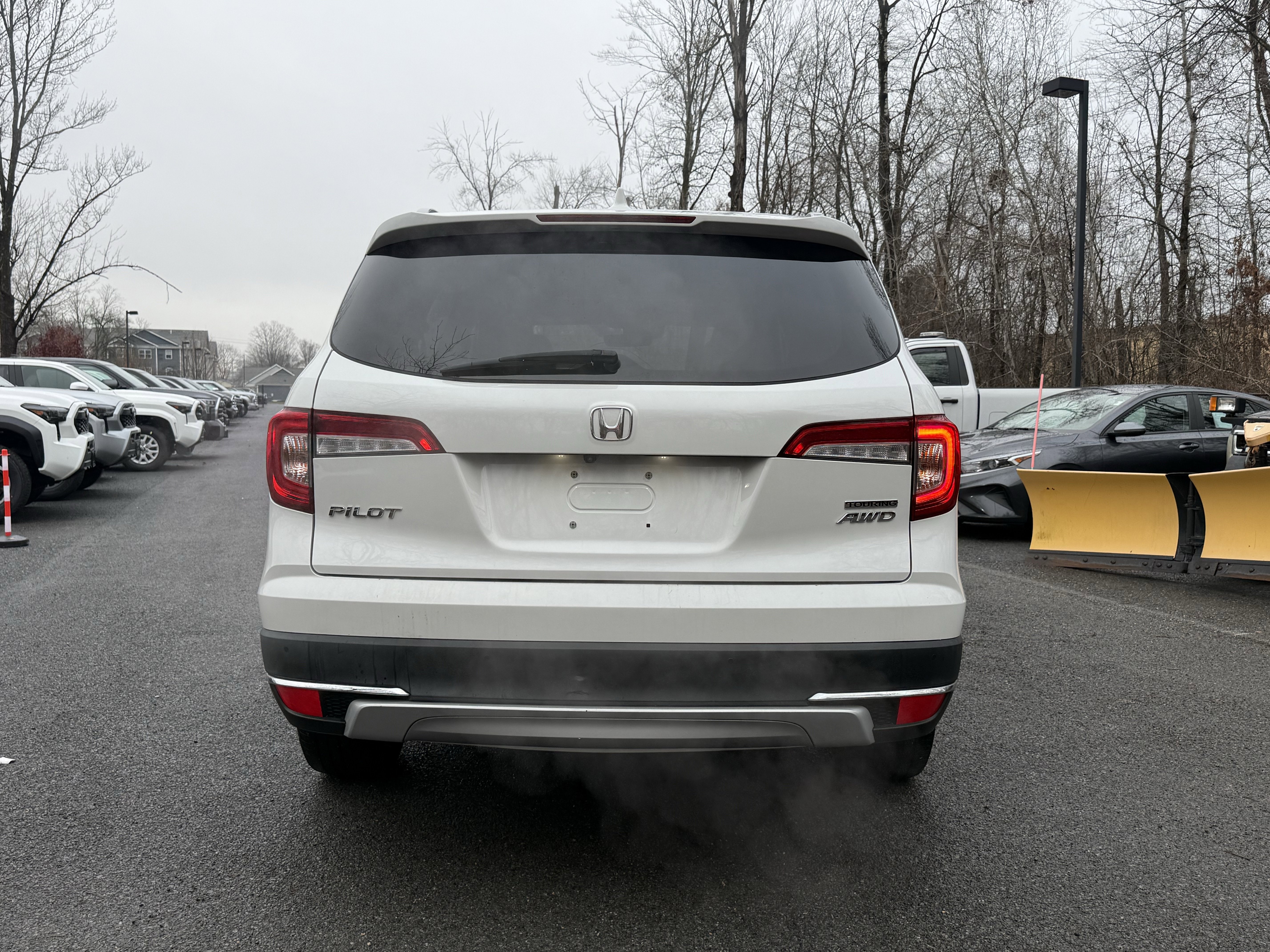 Used 2020 Honda Pilot Touring image 11