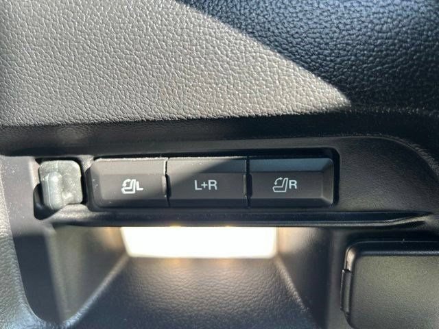 Used 2023 Ford Explorer Limited w/ Limited Technology Package AWD/4WD image 47