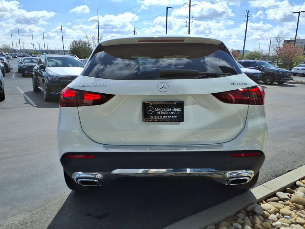New 2026 Mercedes-Benz GLA 250 4MATIC image 5