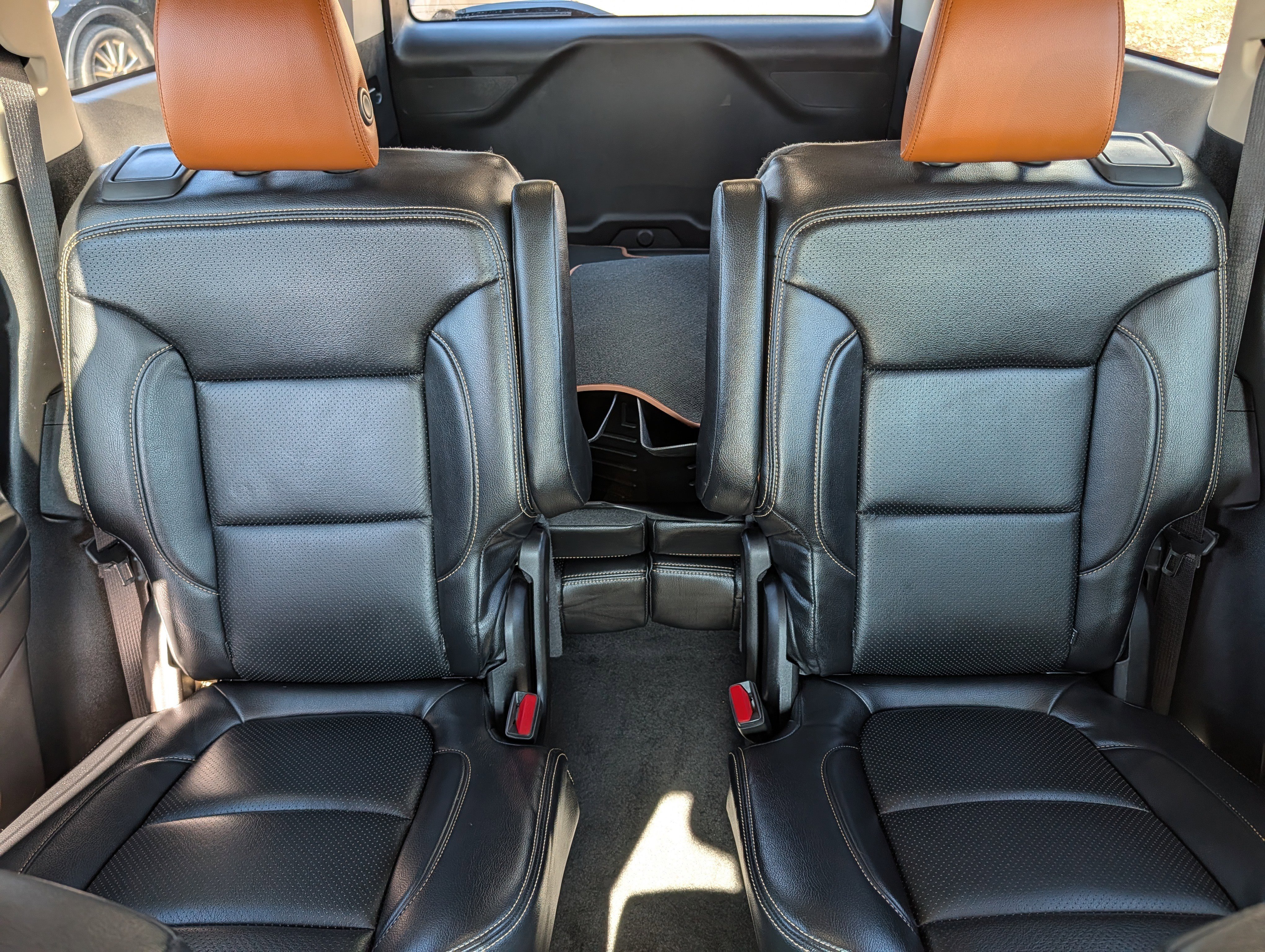 Used 2018 GMC Acadia SLT image 13