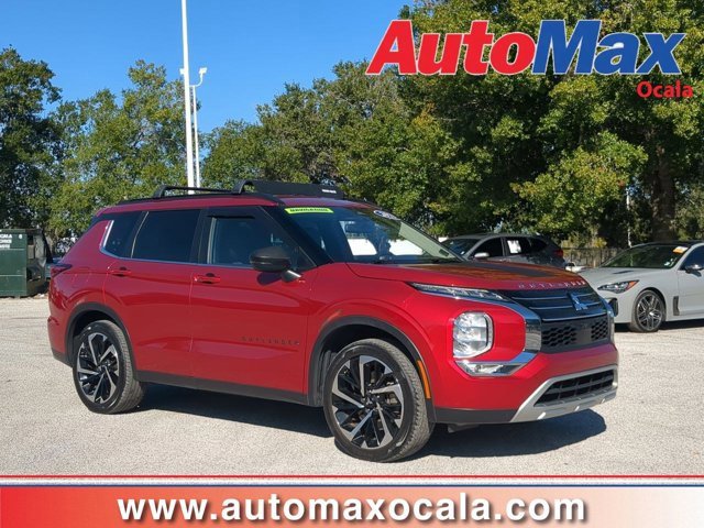 Used 2023 Mitsubishi Outlander SE