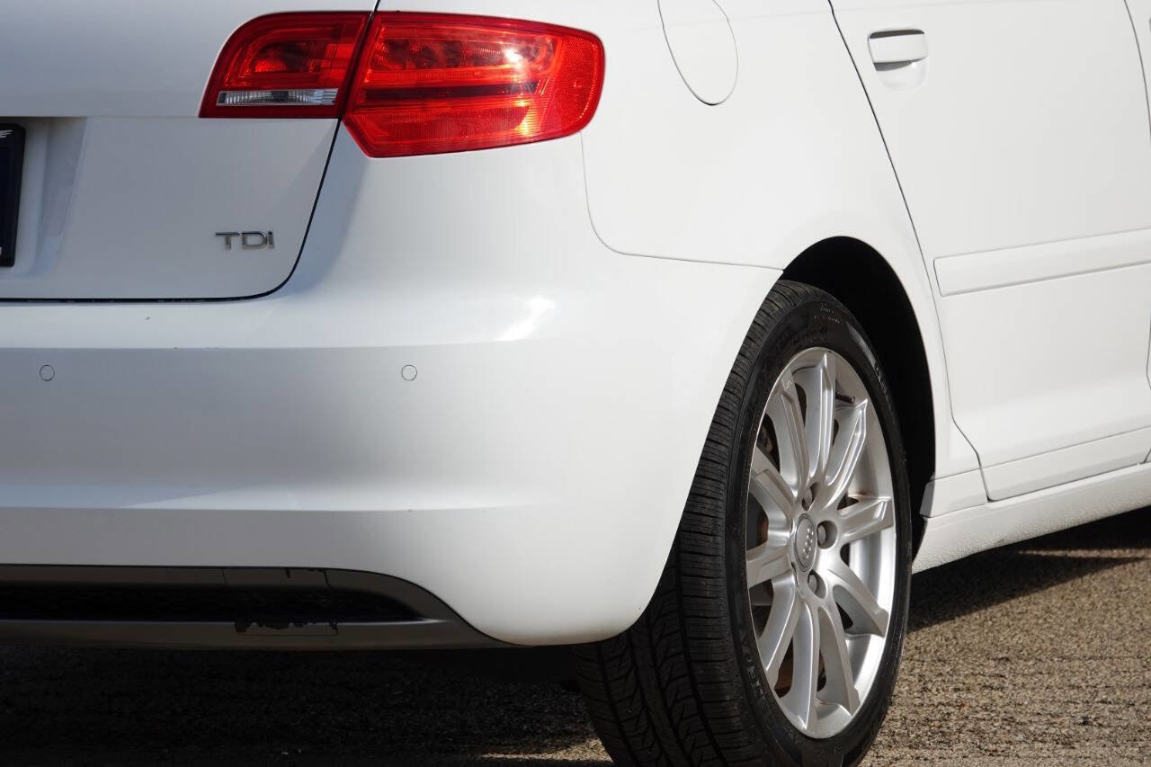 Used 2012 Audi A3 TDI Premium Plus w/ Premium Plus Package FWD image 21