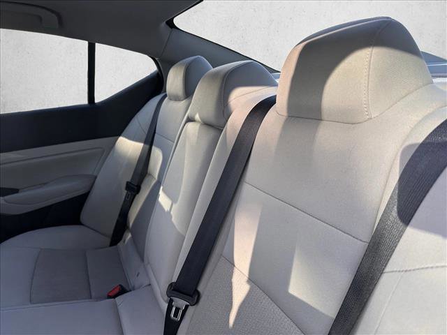Used 2024 Nissan Altima 2.5 SV image 23