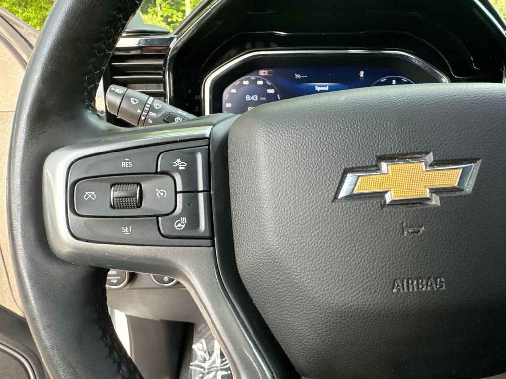 Used 2024 Chevrolet Silverado 1500 LT RWD image 17