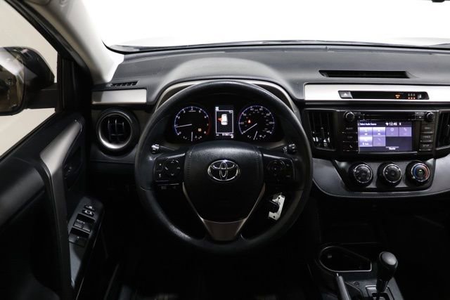 Used 2017 Toyota RAV4 LE FWD image 12
