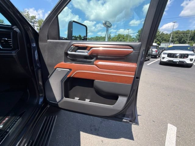 Used 2024 GMC Sierra 2500 Denali Ultimate w/ Snow Plow Prep/Camper Package AWD/4WD image 14