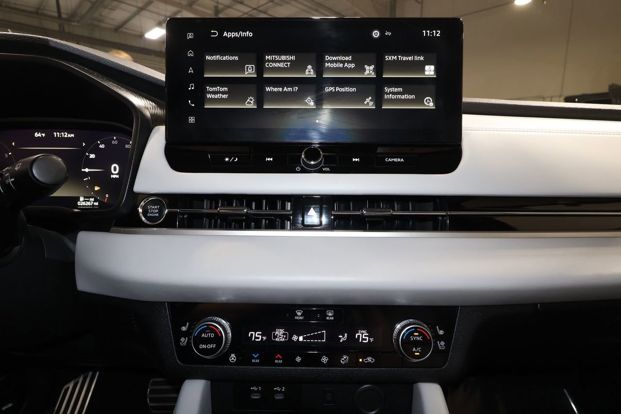 Used 2025 Mitsubishi Outlander SEL FWD image 17