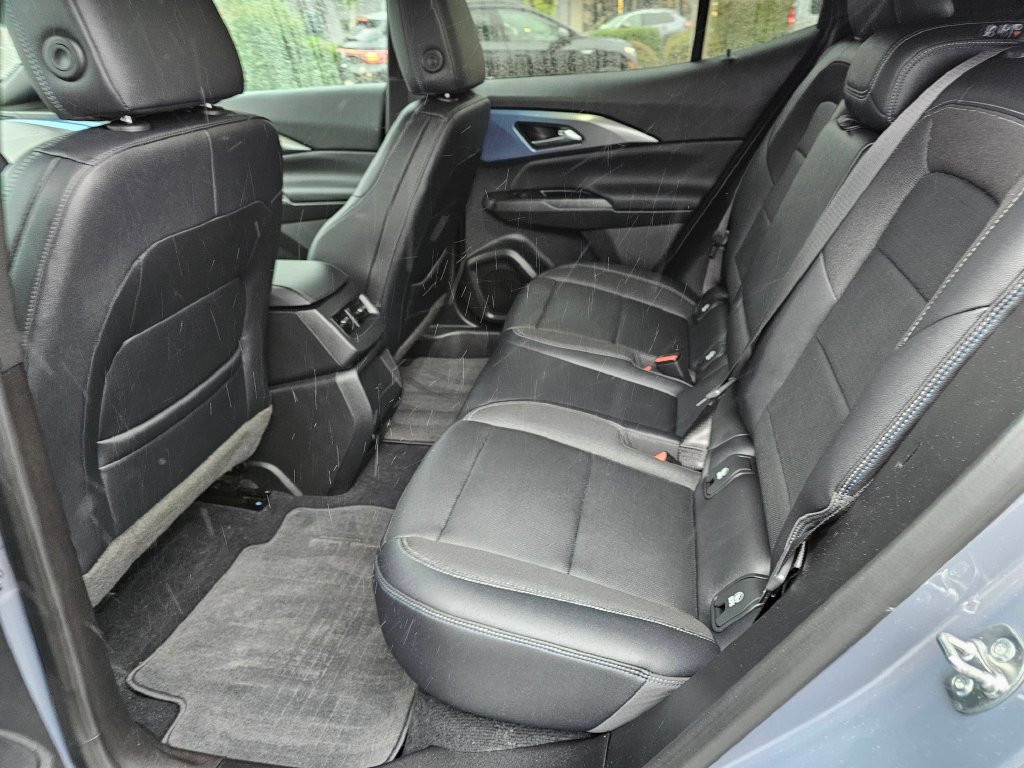 Used 2024 Chevrolet Equinox EV LT AWD/4WD image 18
