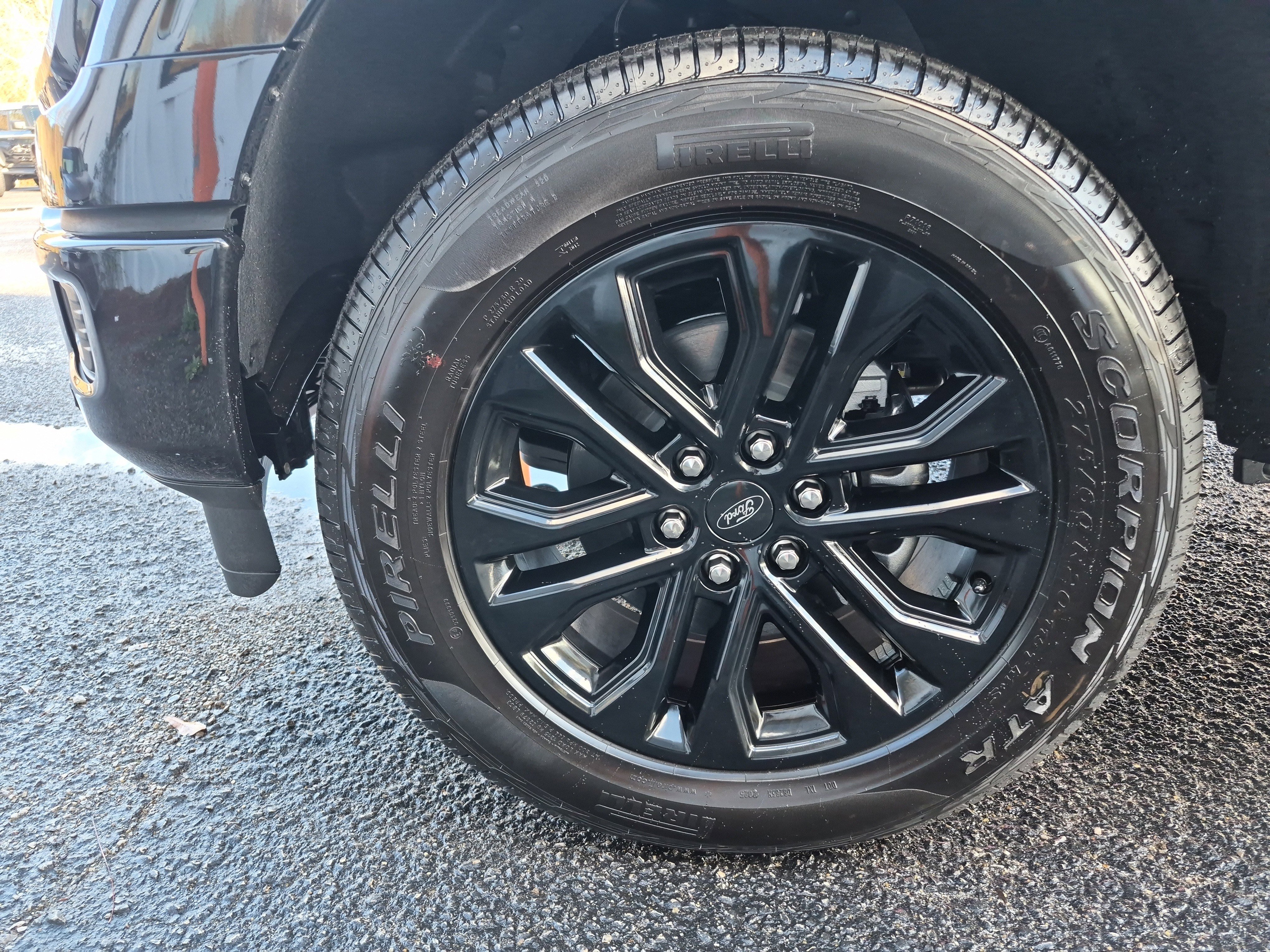 New 2025 Ford F150 XLT w/ Equipment Group 302A MID AWD/4WD image 9