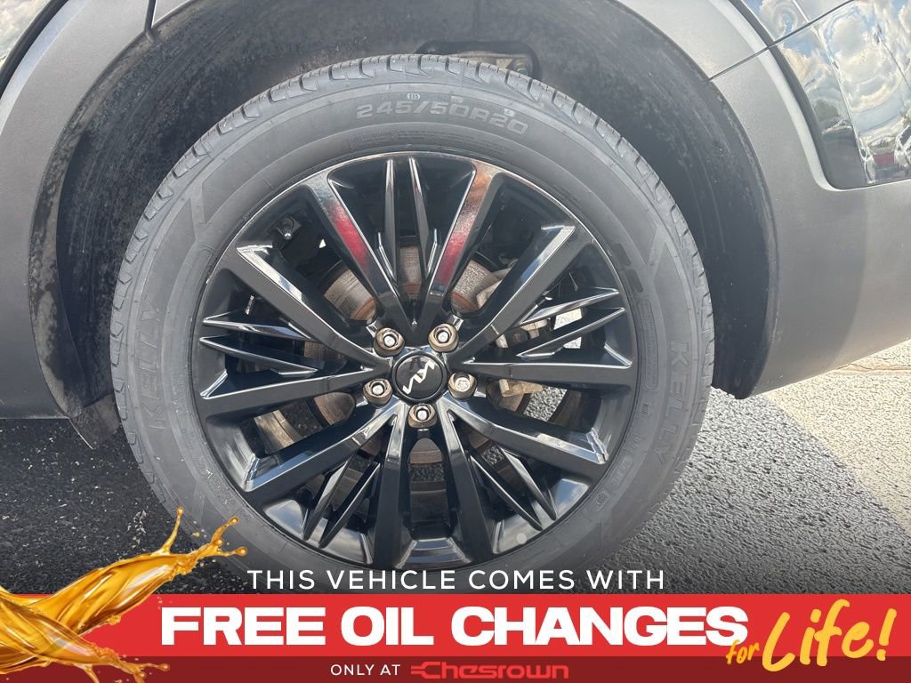 Used 2022 Kia Telluride SX image 3