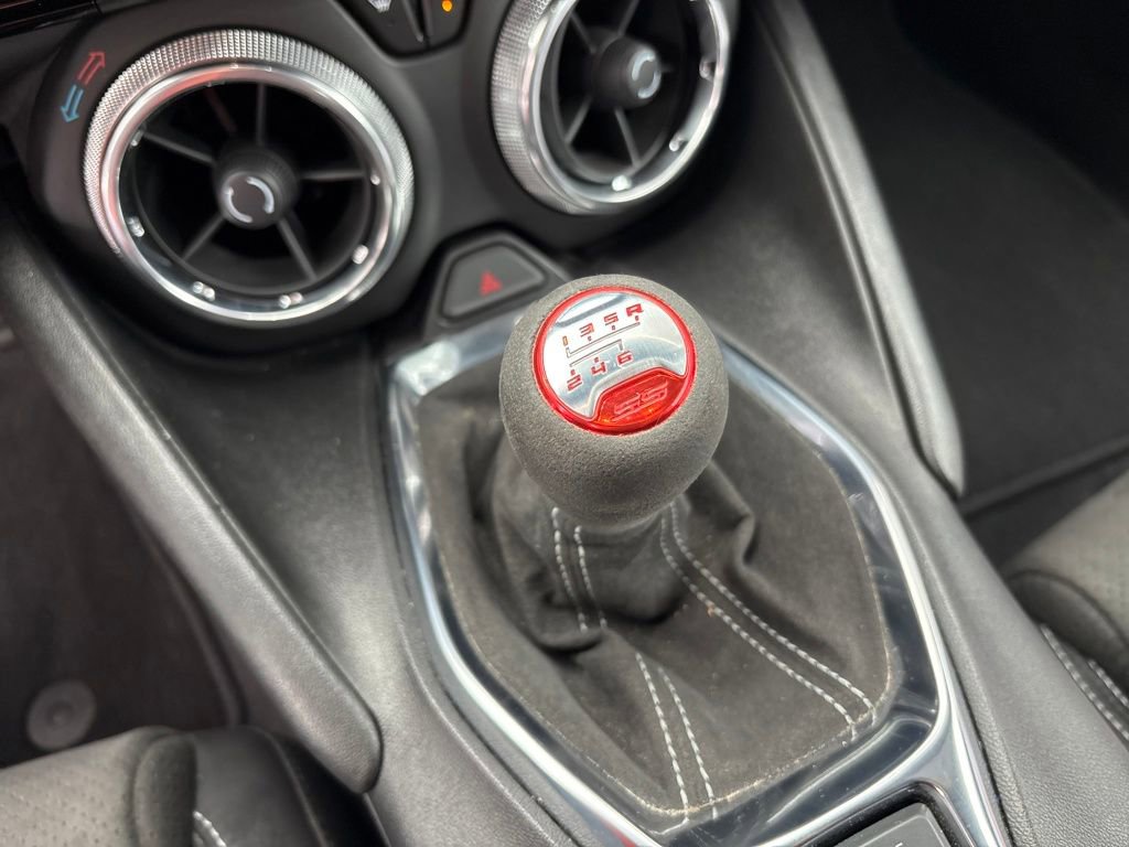Used 2020 Chevrolet Camaro SS image 28