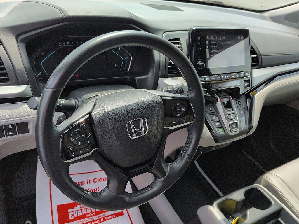 Used 2023 Honda Odyssey Touring image 8