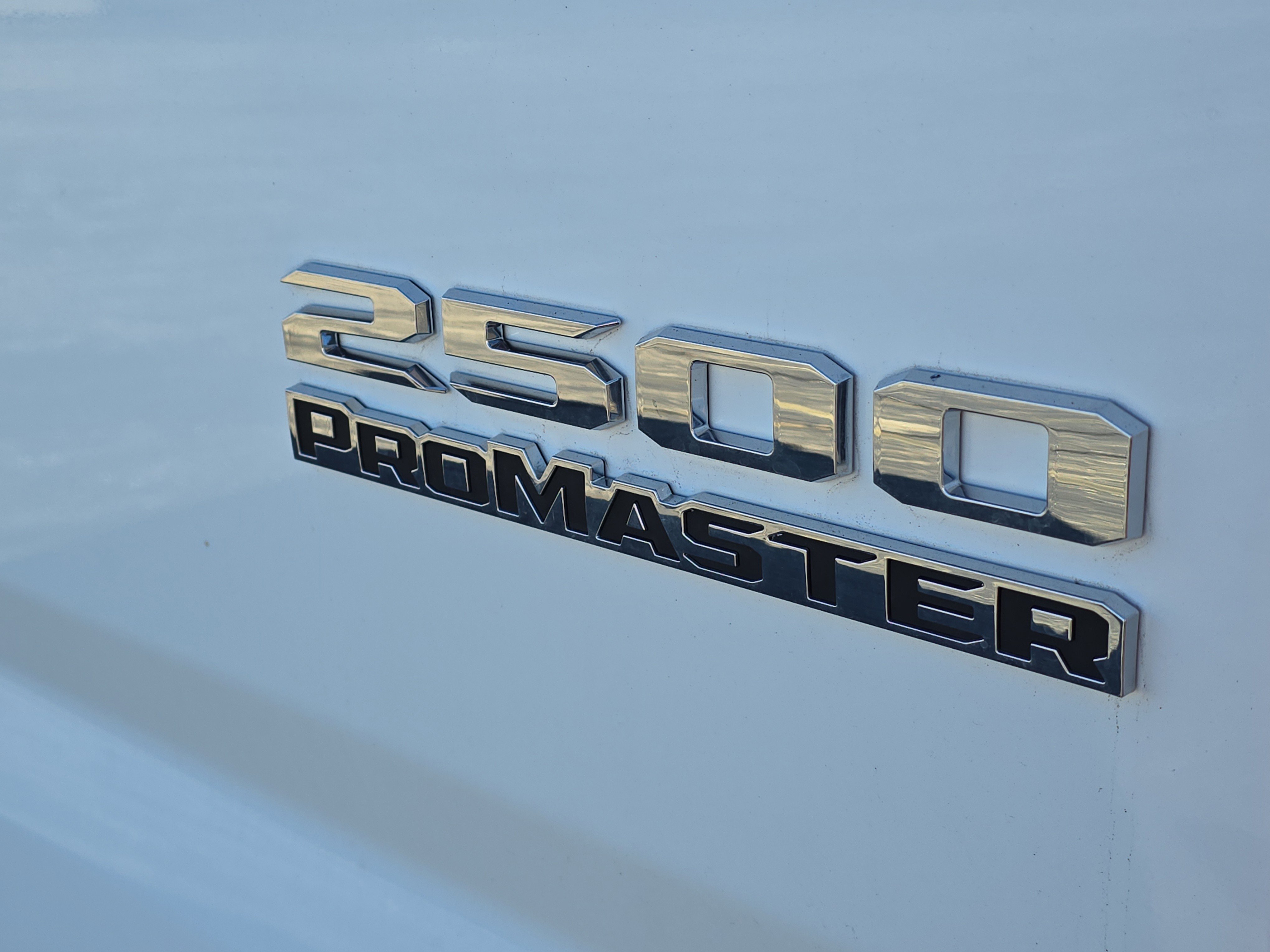 Used 2025 RAM ProMaster 2500 w/ Convenience Group image 6