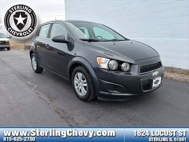 Used 2015 Chevrolet Sonic LT FWD image 3