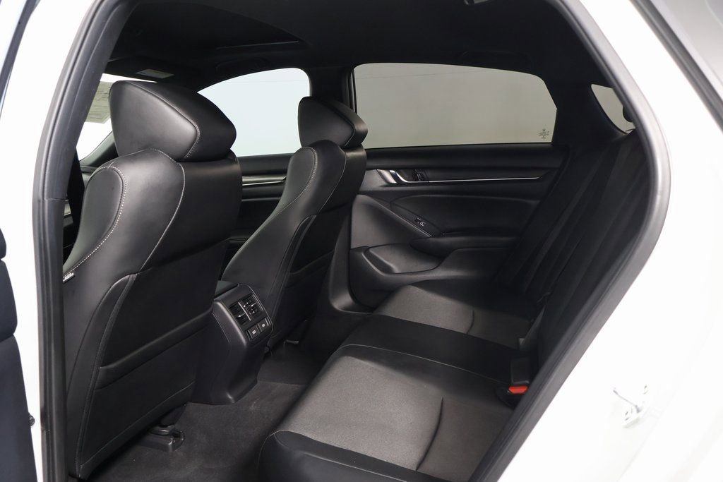 Used 2022 Honda Accord Sport image 11