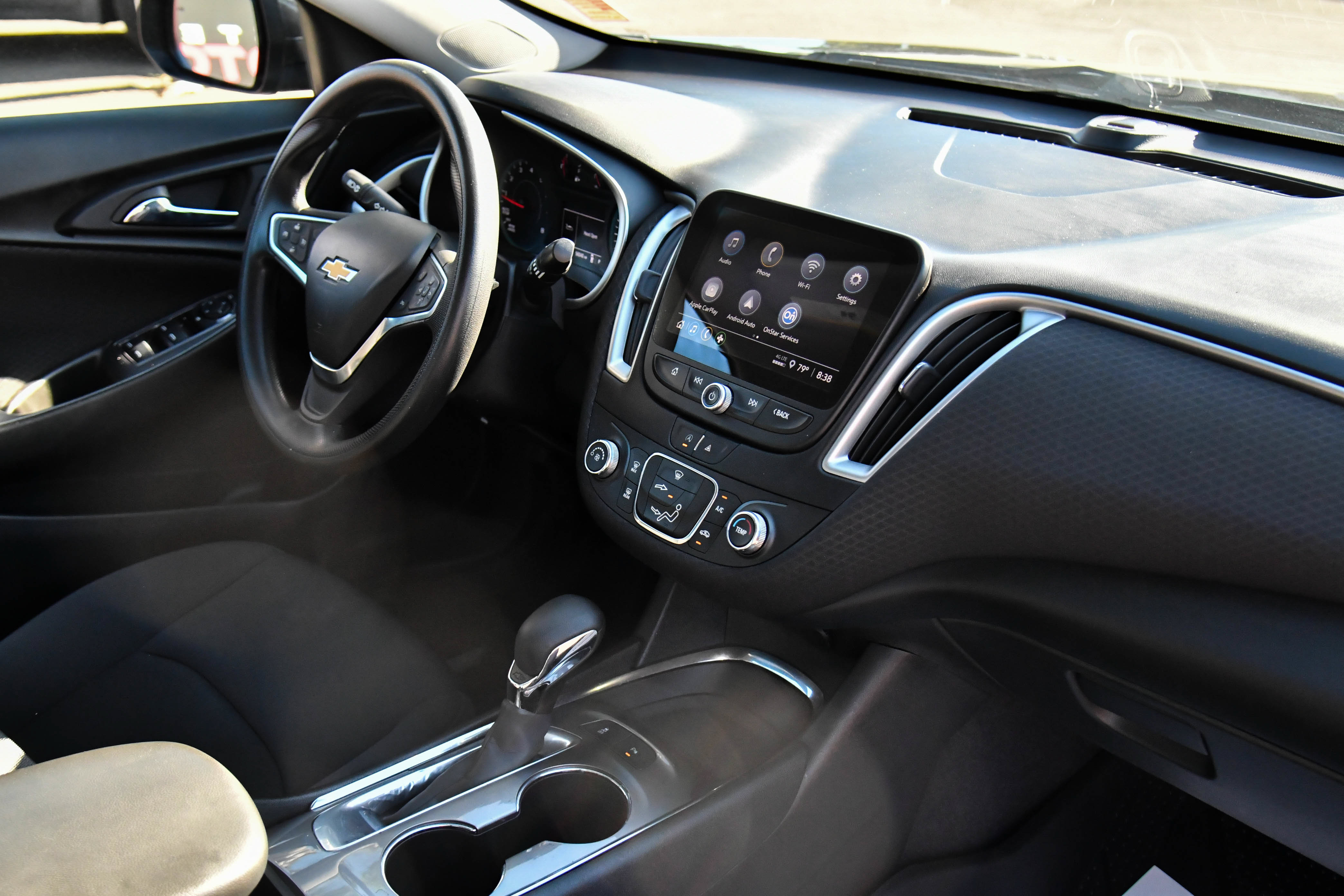 Used 2022 Chevrolet Malibu LS FWD image 37
