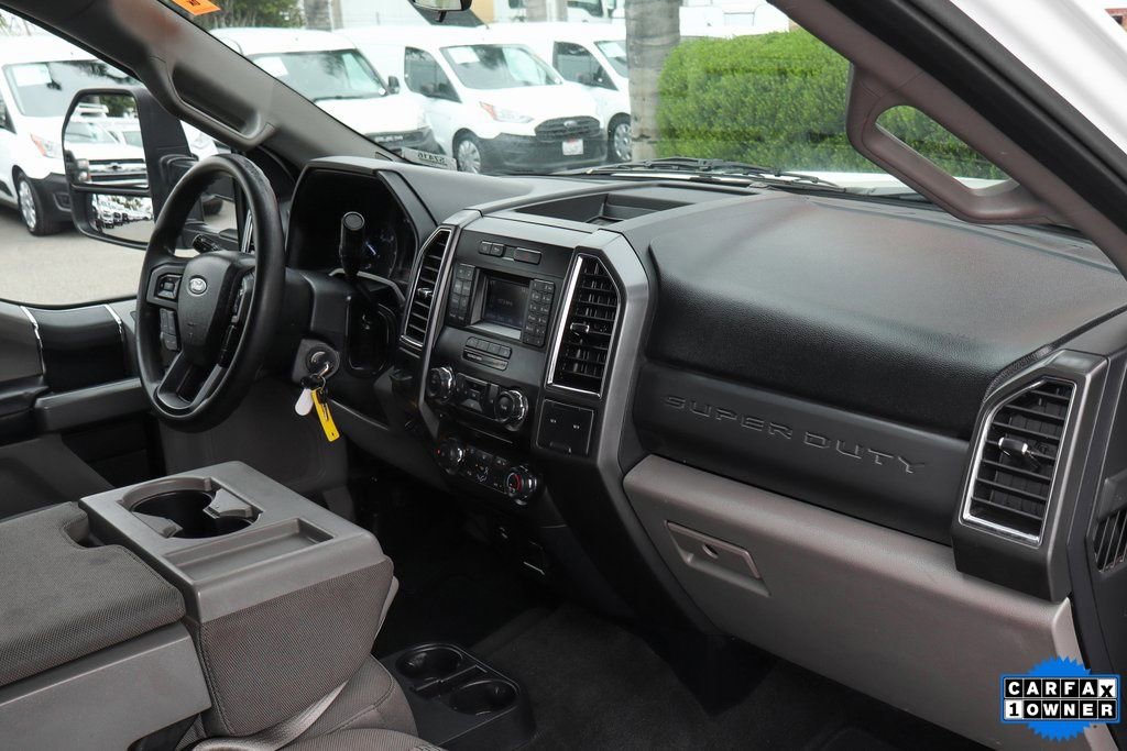 Used 2017 Ford F550 2WD Crew Cab Super Duty image 40