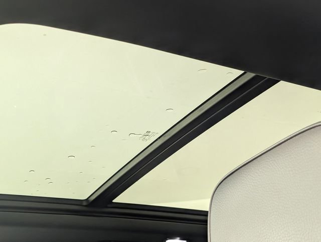 Used 2021 GMC Yukon Denali w/ Denali Ultimate Package image 13