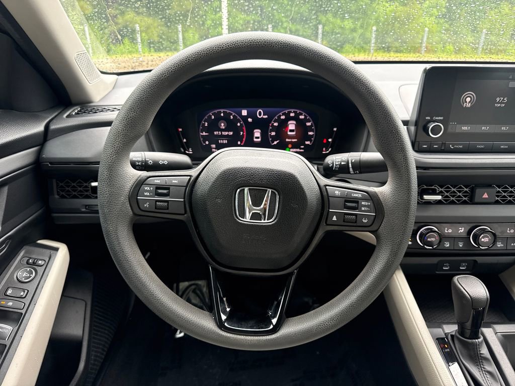 Used 2025 Honda Accord SE image 20