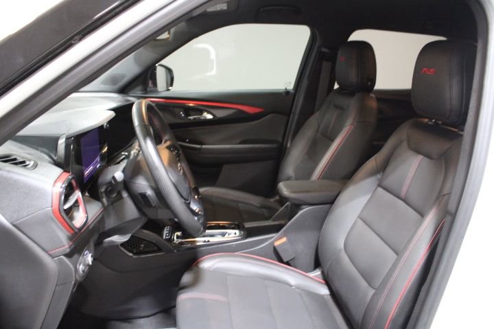 Used 2024 Chevrolet TrailBlazer RS w/ Convenience Package image 17