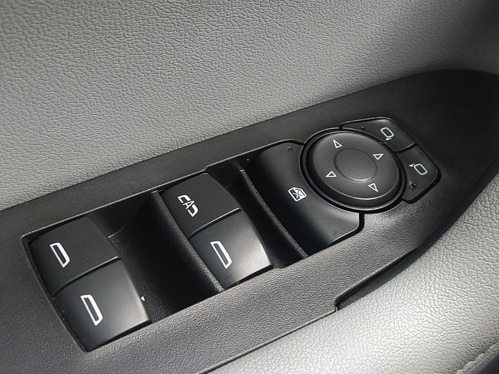 Used 2020 Chevrolet Blazer LT FWD image 27