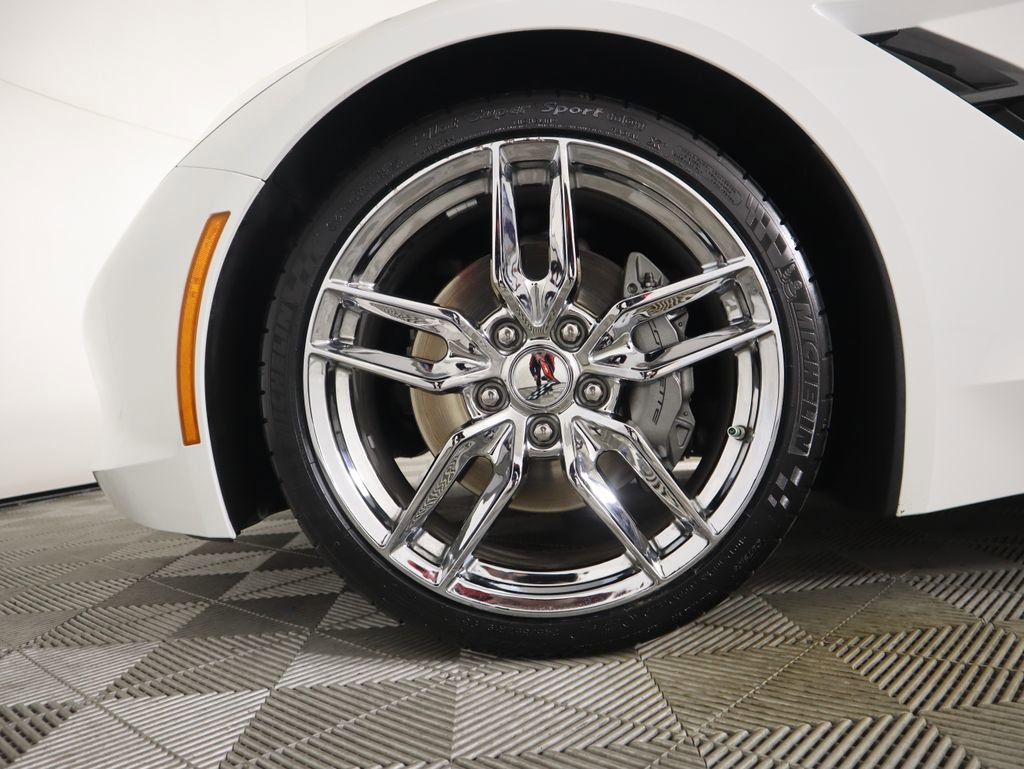 Used 2019 Chevrolet Corvette Stingray Convertible image 33