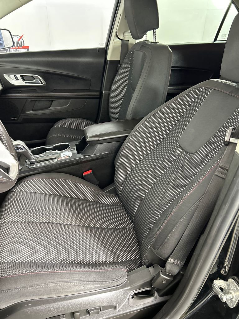 Used 2015 Chevrolet Equinox LT w/ Driver Convenience Package AWD/4WD image 12