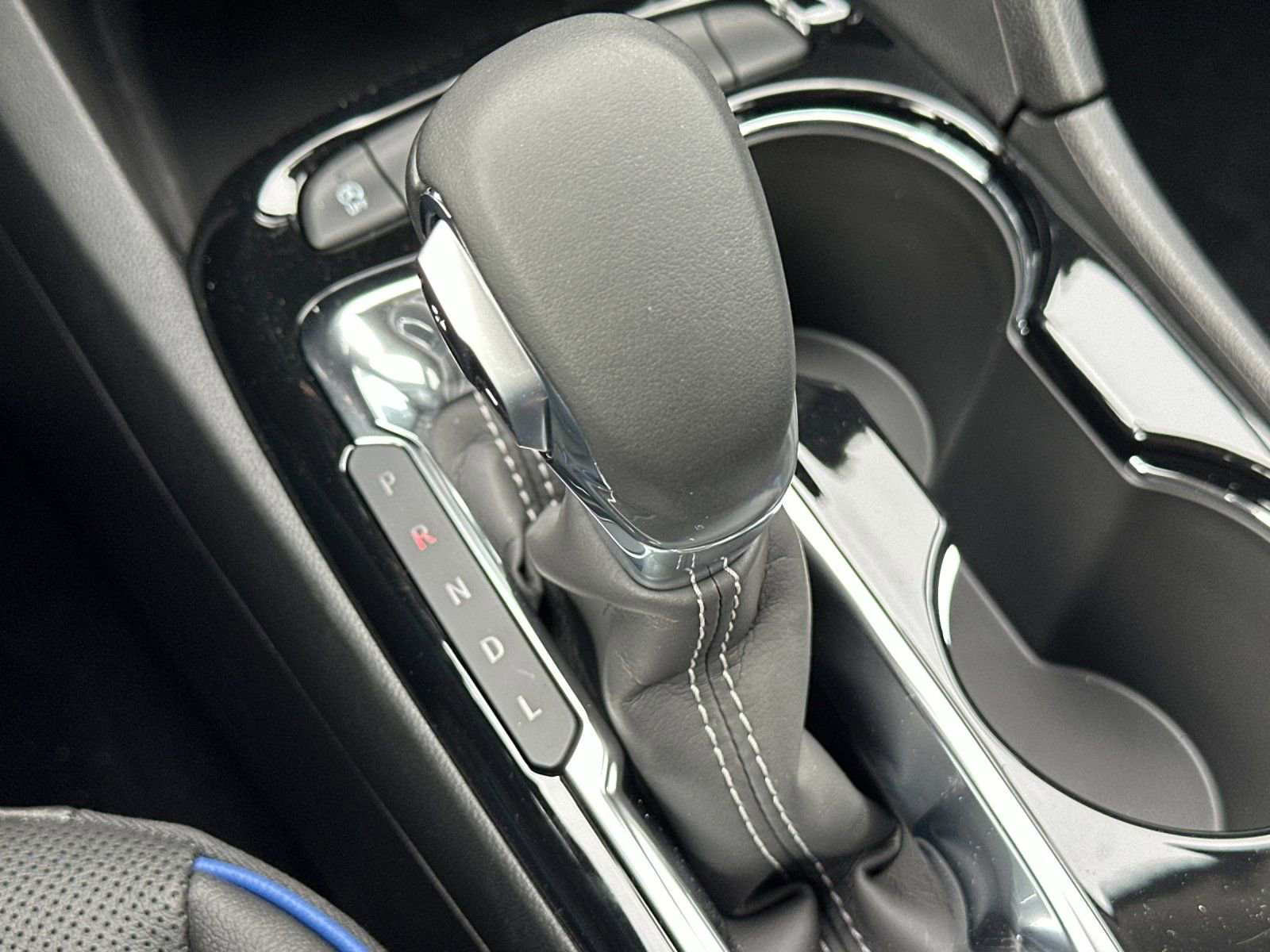 New 2026 Buick Encore GX Sport Touring image 21