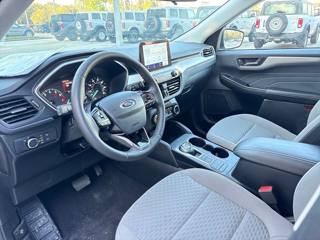 Certified 2022 Ford Escape SE w/ Cold Weather Package image 6