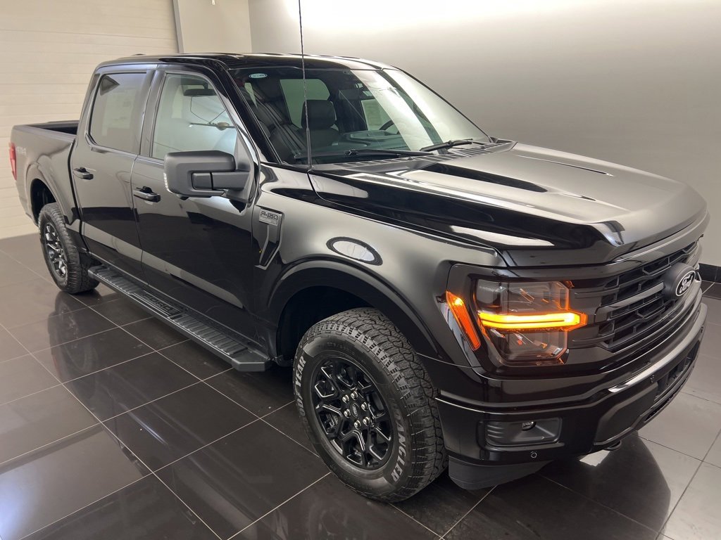 New 2025 Ford F150 XLT w/ Equipment Group 302A MID