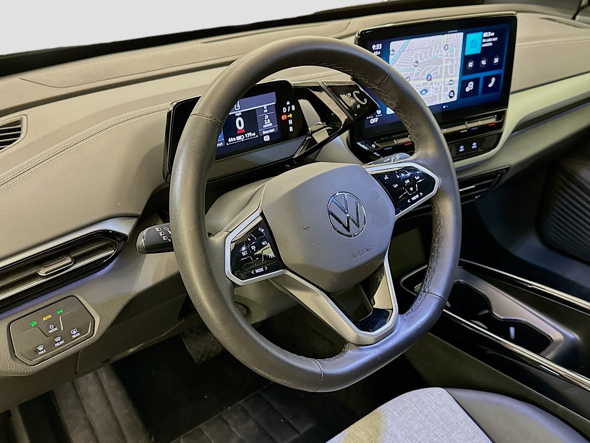 Used 2023 Volkswagen ID.4 Pro image 18