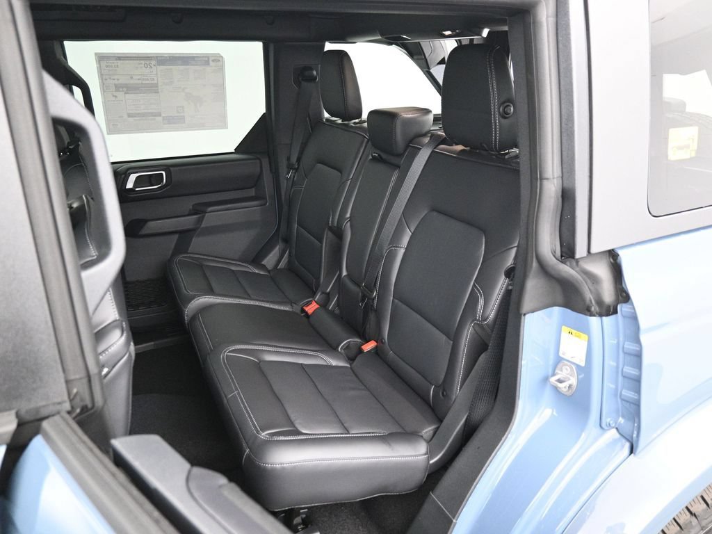 New 2025 Ford Bronco Outer Banks AWD/4WD image 23
