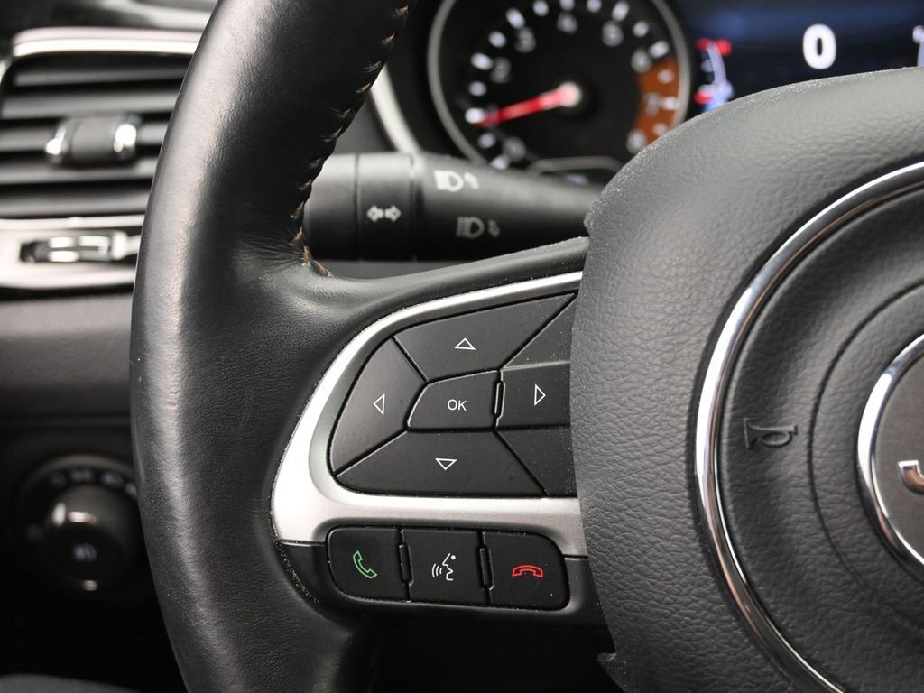 Used 2018 Jeep Compass Limited image 14