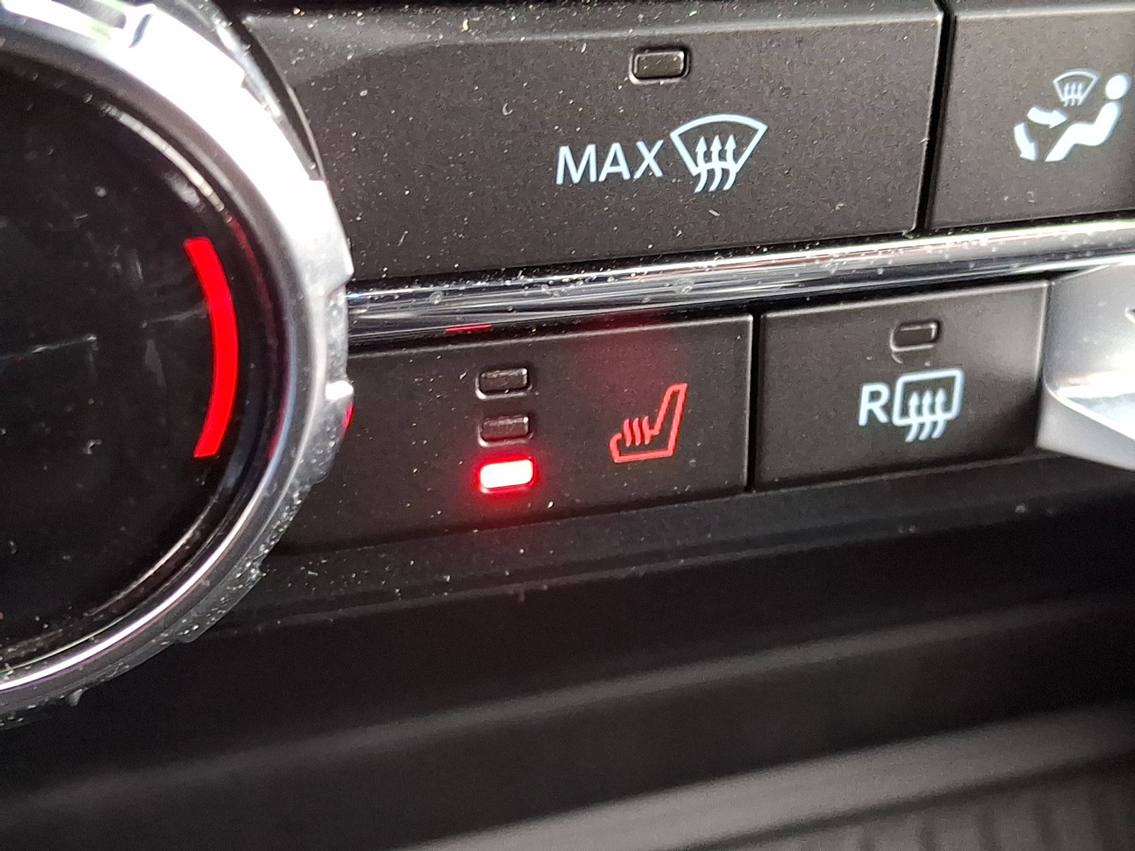 Certified 2025 Ford F150 XLT w/ Equipment Group 302A MID image 24