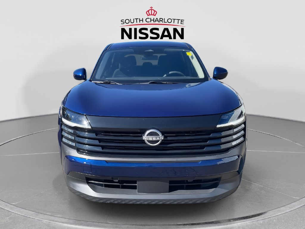 Used 2025 Nissan Kicks SV FWD image 2