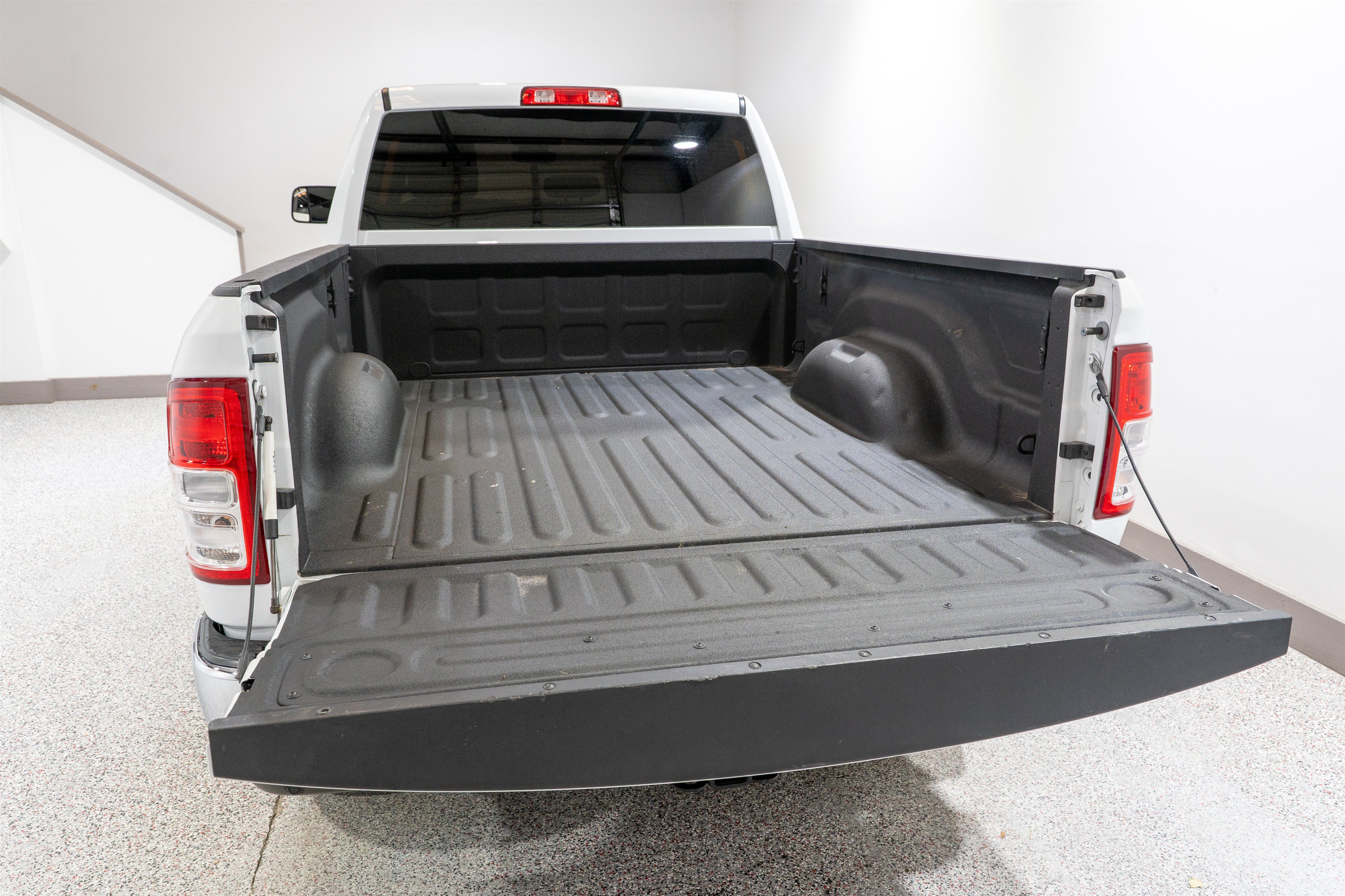 Used 2022 RAM 2500 Big Horn w/ Level A Equipment Group AWD/4WD image 11