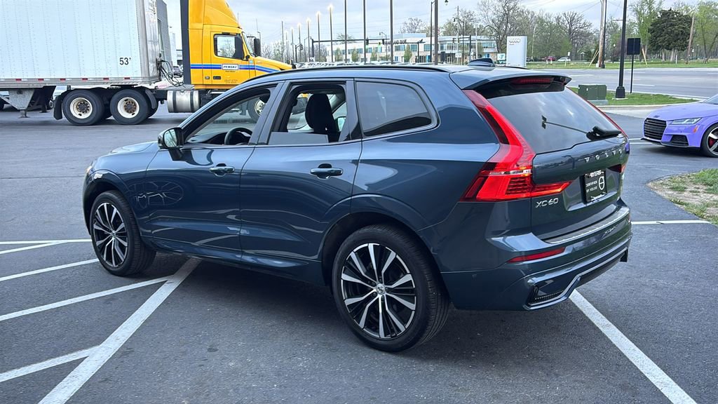 Used 2024 Volvo XC60 B5 Plus w/ Protection Package Premier image 4