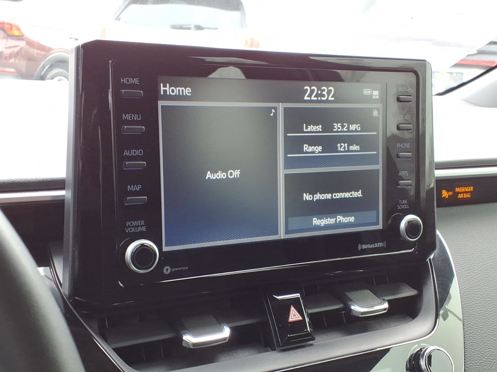 Used 2022 Toyota Corolla SE image 17