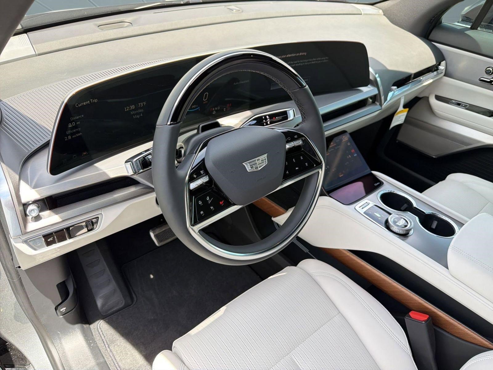 Certified 2023 Cadillac CT5 Premium Luxury RWD image 3