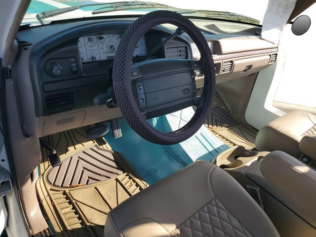 Used 1996 Ford Bronco XLT AWD/4WD image 6