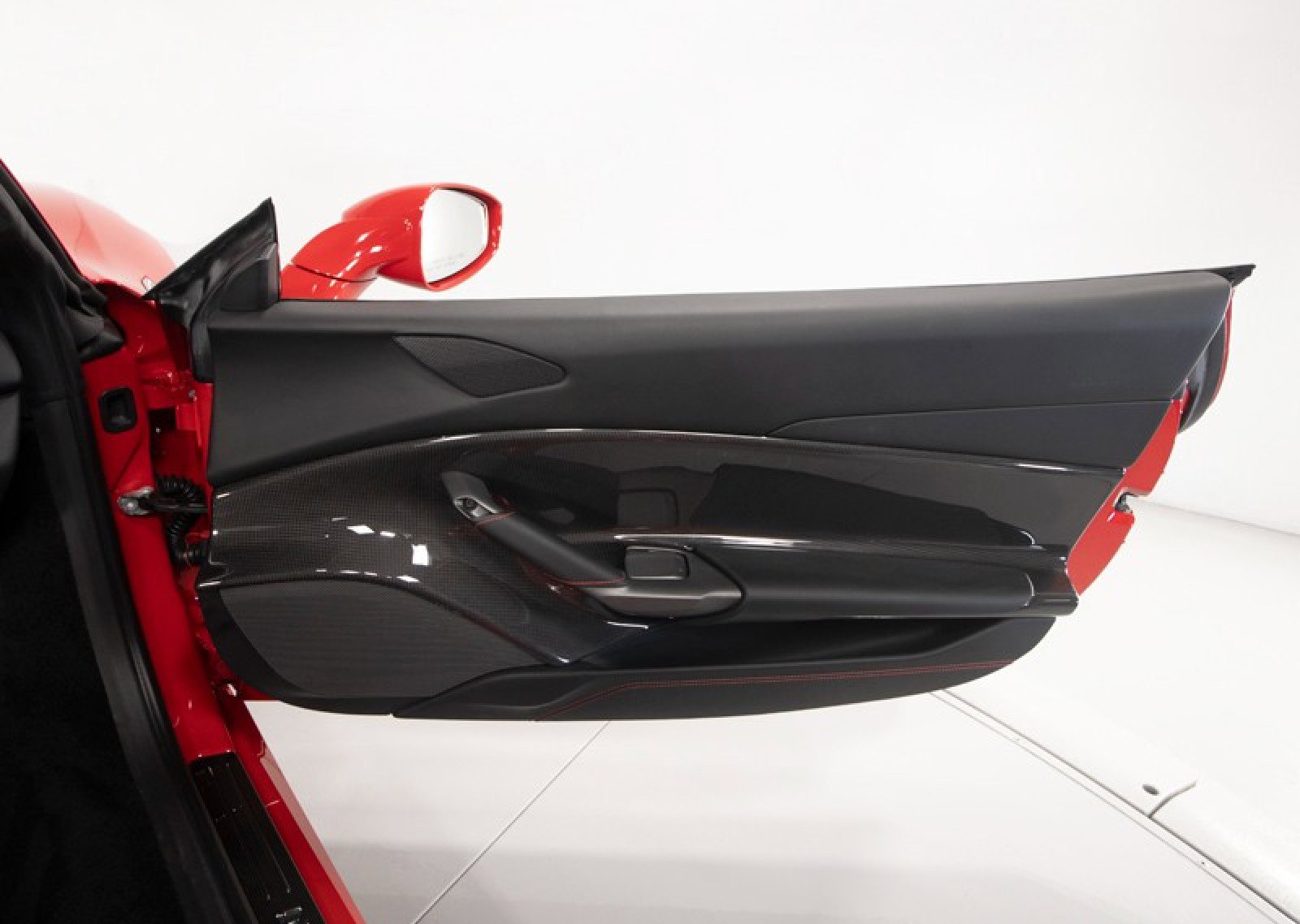 Used 2018 Ferrari 488 Spider image 51