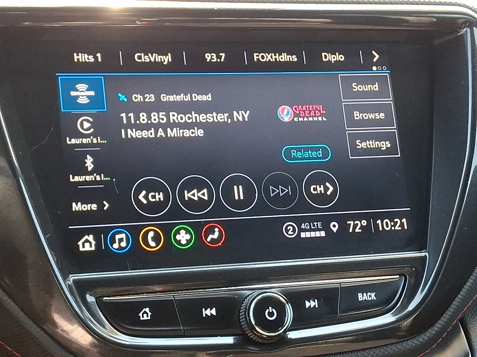 Used 2022 Chevrolet TrailBlazer RS w/ Technology Package AWD/4WD image 17