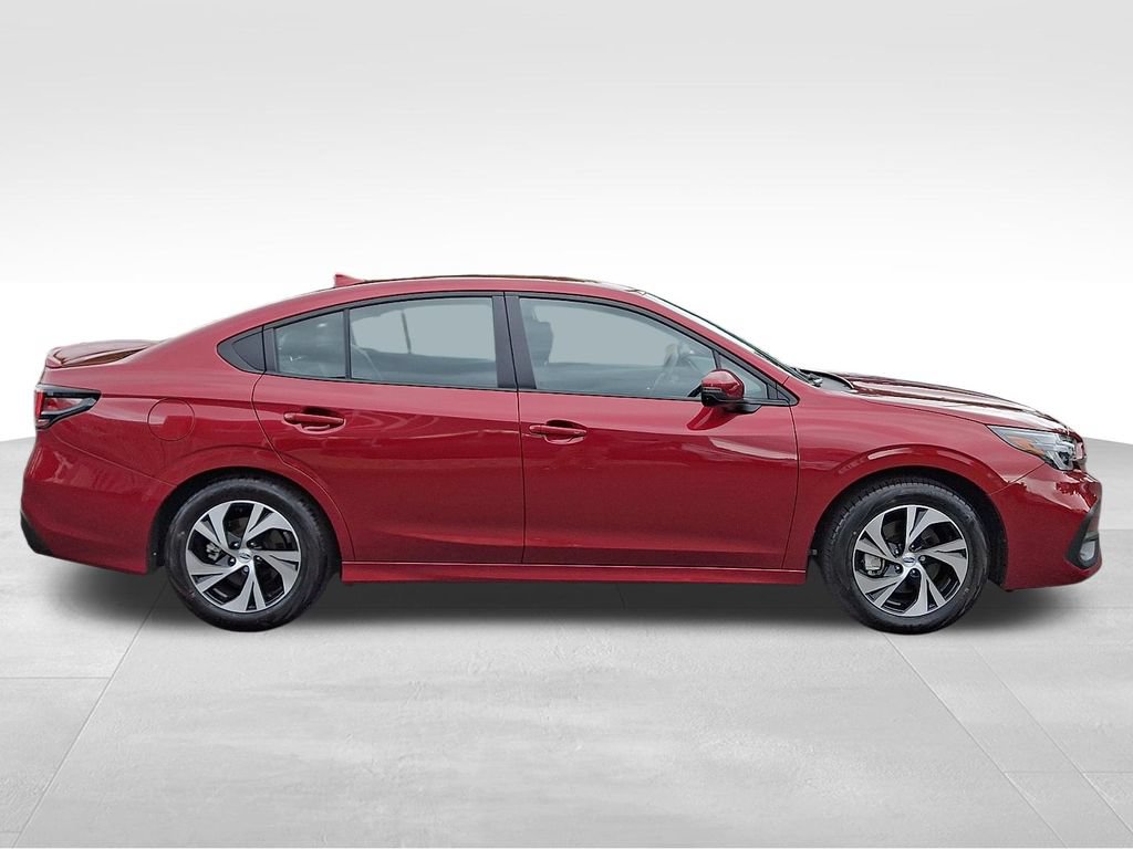 Used 2025 Subaru Legacy Premium AWD/4WD image 7