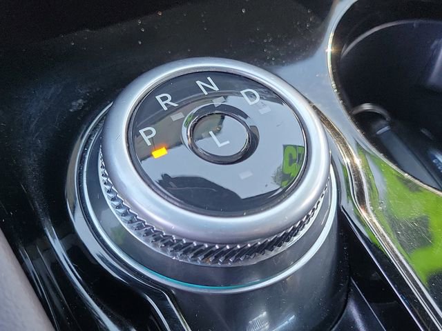 Certified 2025 Ford Explorer Platinum AWD/4WD image 16