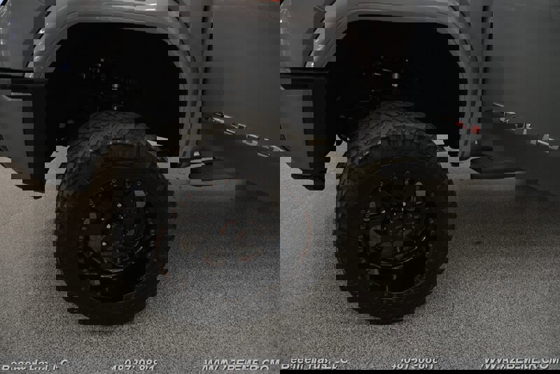 Used 2024 GMC Sierra 2500 AT4 w/ AT4 Premium Plus Package image 44