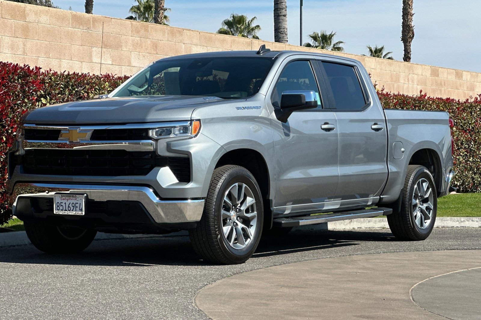 Used 2025 Chevrolet Silverado 1500 LT w/ All Star Edition Plus RWD image 8