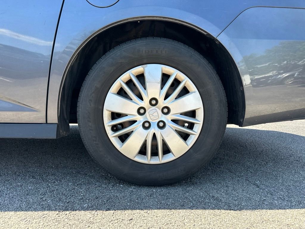 Used 2016 Honda Odyssey LX image 5