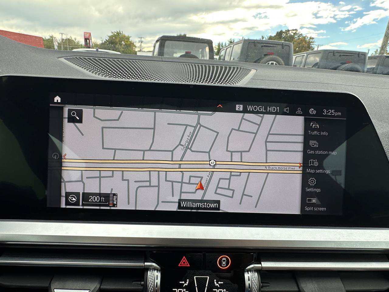 Used 2021 BMW 430i xDrive Coupe w/ M Sport Package AWD/4WD image 16