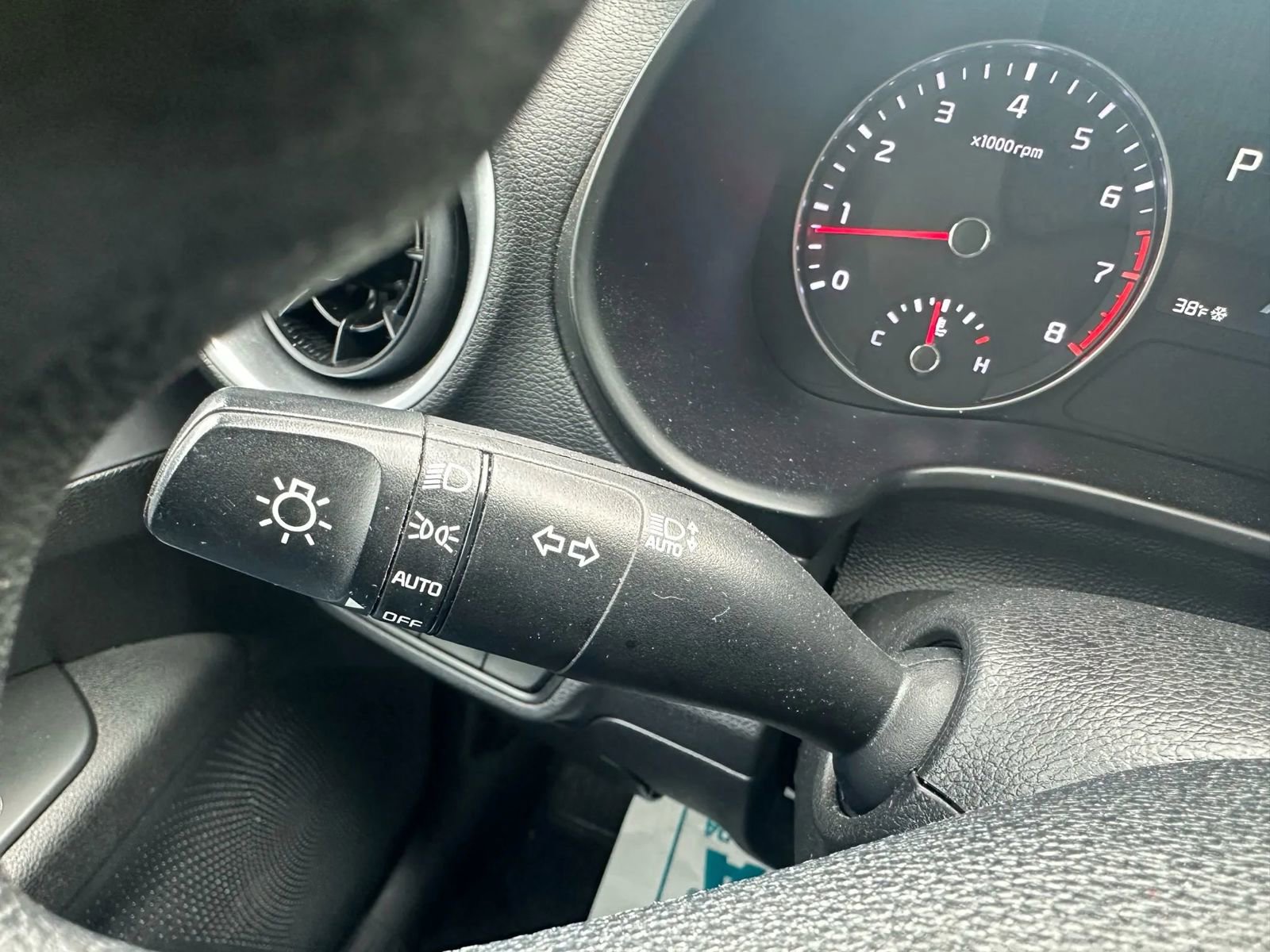 Used 2023 Kia Forte LXS image 27